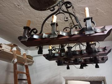 lampadari antichi legno massello e ferro battuto 