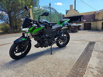 Kawasaki Z400 2023 nuova