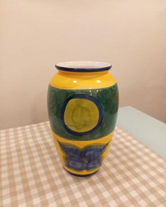 Vaso in ceramica
