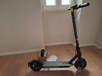 Monopattino elettrico Mi Electric Scooter 1S