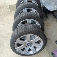 Gomme auto