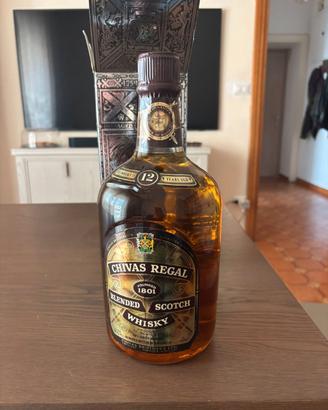 Chivas Regal 12 Years Old vintage 1,75 L con scat.