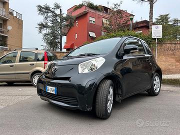 Toyota IQ