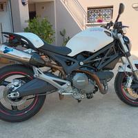 Ducati Monster 696+   2013