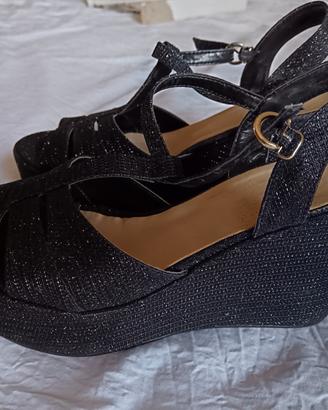Sandali con strass 