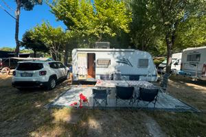 Caravan Wik Safari 490 km (Knaus) - 6 posti