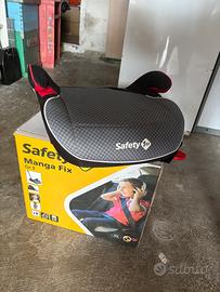 Rialzo auto con isofix