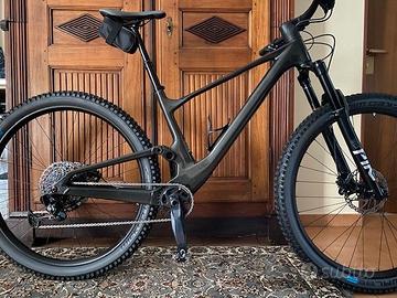 Scott Spark 940 taglia M carbonio 2023 usata