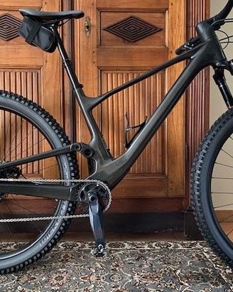 Scott Spark 940 taglia M carbonio 2023 usata