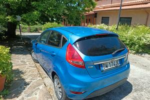 Ford fiesta 1.4 tdi