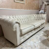 DIVANO CHESTERFIELD 3 POSTI PANNA