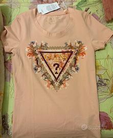 T-shirt Guess