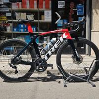 BICI DA STRADA TREK MADONE SLR 6 DISC TG. 54 USATA