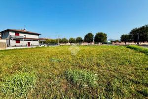TER. RESIDENZIALE A CALCINATE
