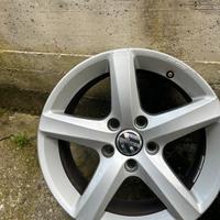 4 cerchi lega da 16” Tiguan