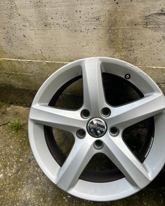 4 cerchi lega da 16” Tiguan