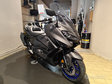 Yamaha T-Max 560