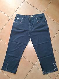 Pantaloni Jeans 3/4 neri Donna Taglia Comoda 50