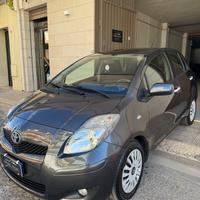 Toyota Yaris 1.4 D-4D DPF 5 porte Sol