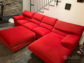 Divano Letto con chaise  longue e pouf