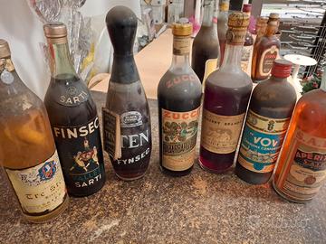 bottiglie di liquori anni 60 prezzo da concordare 