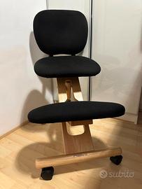 Sedia Ergonomica Cinius in legno nera