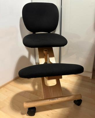 Sedia Ergonomica Cinius in legno nera