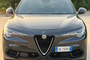 Alfa Romeo Stelvio 2.2 Turbodiesel 210 CV AT8 Q4 T