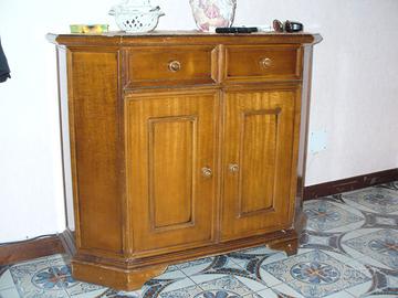 INGRESSETTO IN LEGNO MASSELLO