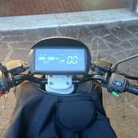 Scooter elettrico Niu Nqi GTS