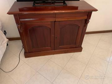 Credenza