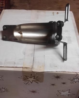 supporto luce posteriore Suzuki 