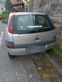 Opel corsa c 1.2 benzina gpl