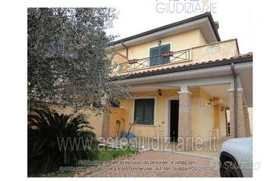 Villa o villino Pomezia [A4358859]