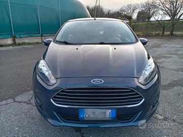 Ford Fiesta 1.5 TDCi 75CV 5 porte Titanium