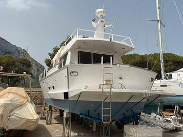 Imbarcazione Partenautica 50 FLY