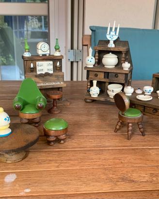 Mini mobili in legno