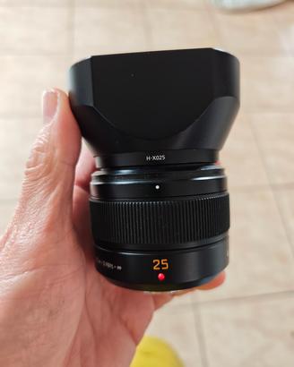 Panasonic Leica  summilux 25 1.4 prima serie