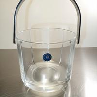 Secchiello di cristallo per il ghiaccio