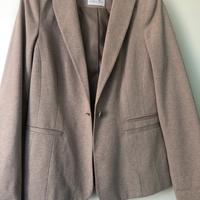 Blazer colore crema marca Pull & Bear