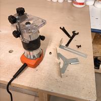 Fresatrice verticale per legno