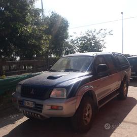 Mitsubishi l200 (2004-2006) - 2004