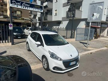 Peugeot 208 1.4 HDi 68 CV 5 porte Access