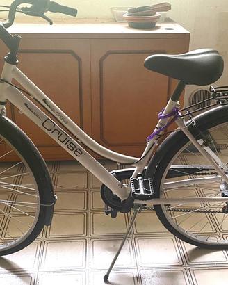 Bici da donna Cruise bianca da città