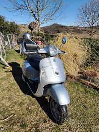 Piaggio gt 200