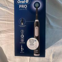 Spazzolino elettrico Oral-B Pro seirie 1
