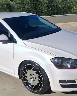 Volkswagen Golf VII 1.6 TDI 90 CV  pari al nuovo