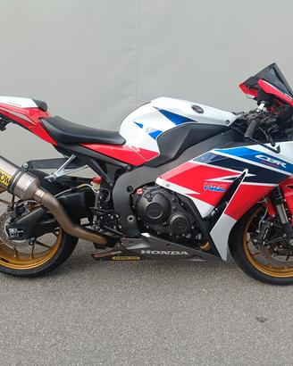 Honda Cbr 1000rr fireblade  hrc 2014