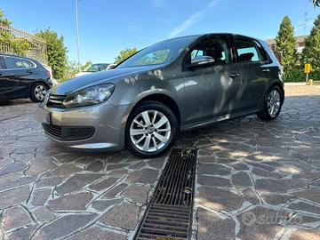 Volkswagen Golf 1.6 TDI DPF 5p. Highline