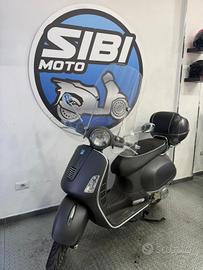 Piaggio Vespa 300 GTS